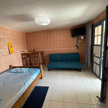 Studio « Ti Thon » Avec Vu Magnifique Sur La Montagne Du Vauclin Appartement Le Vauclin Buitenkant foto